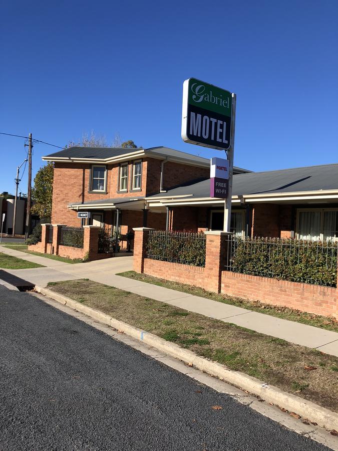 Gundagai Gabriel Motor Inn エクステリア 写真